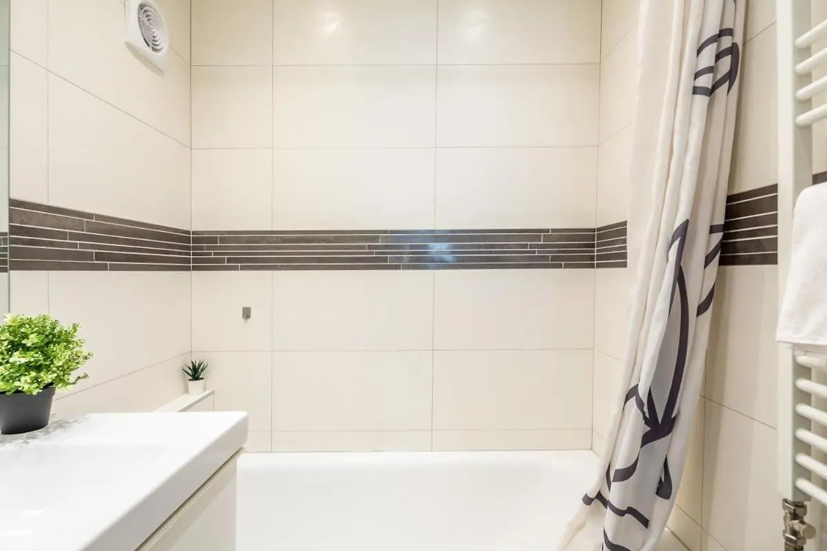 Cozy Quiet Apartment With A Balcony Budapest 0*,  Hungary