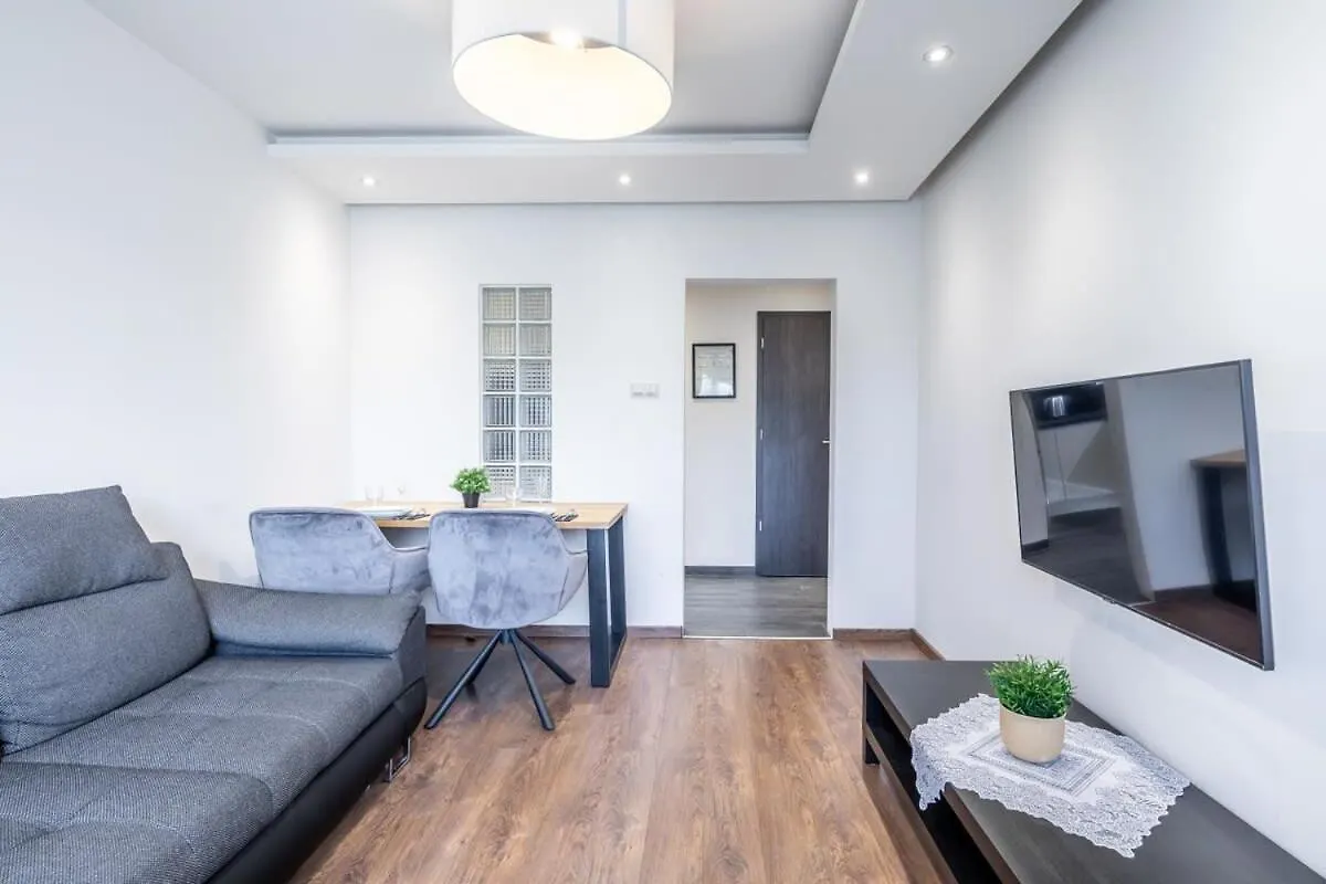 Cozy Quiet Apartment With A Balcony Budapest Hungary