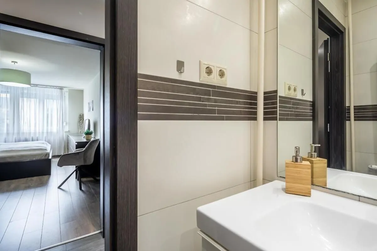 Cozy Quiet Apartment With A Balcony Budapest